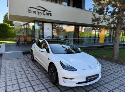 Tesla - Model 3