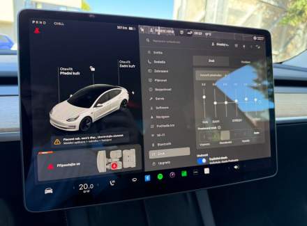 Tesla - Model 3