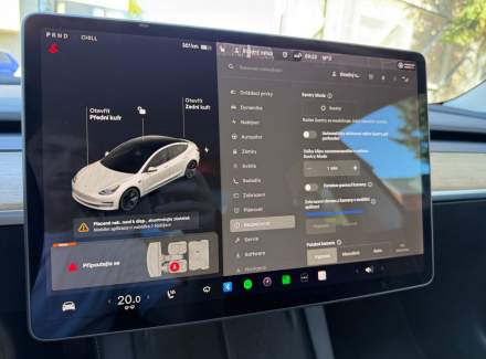 Tesla - Model 3