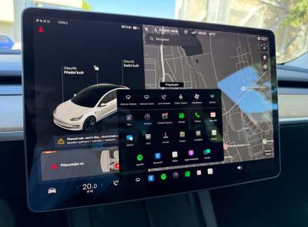 Tesla - Model 3