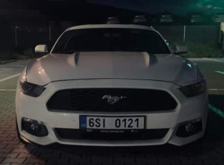 Ford - Mustang