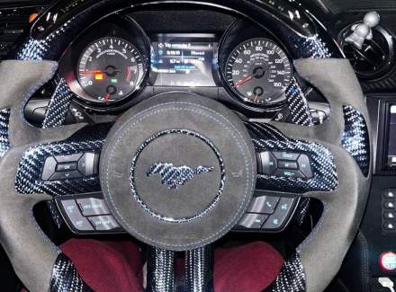 Ford - Mustang
