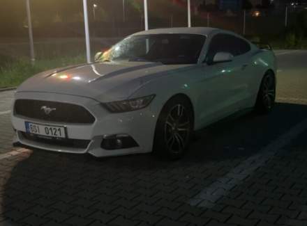 Ford - Mustang