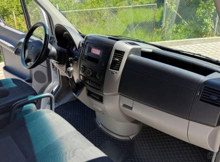 Mercedes-Benz - Sprinter