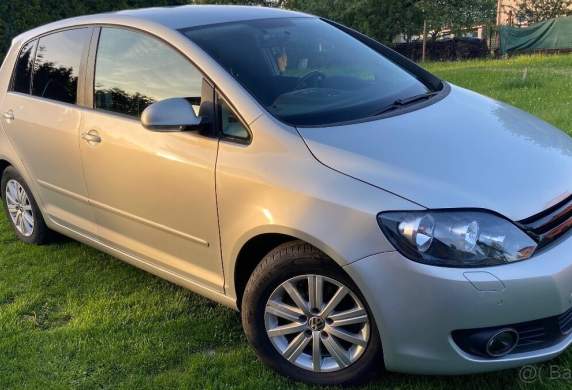 Volkswagen - Golf