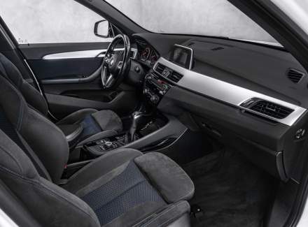 BMW - X1