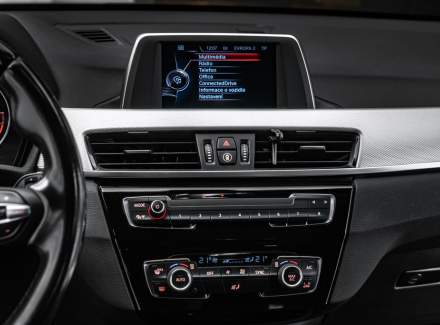 BMW - X1