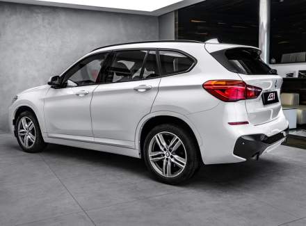 BMW - X1