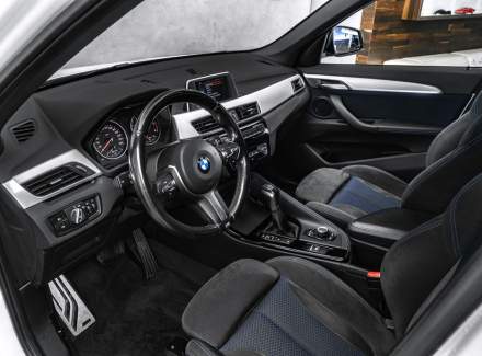 BMW - X1