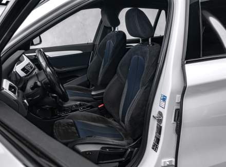 BMW - X1