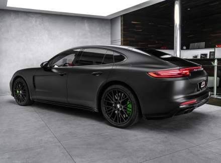 Porsche - Panamera