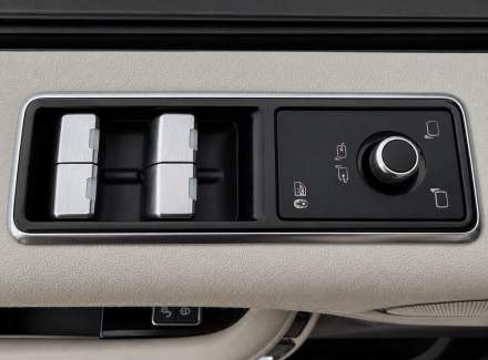 Land Rover - Range Rover