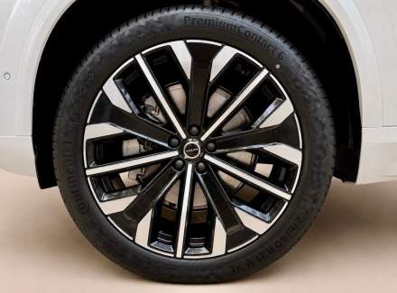 Volvo - XC90