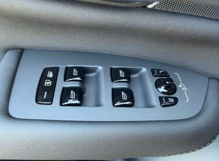 Volvo - XC90
