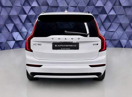 Volvo - XC90