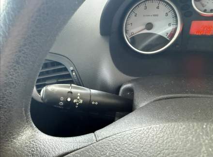 Peugeot - 206