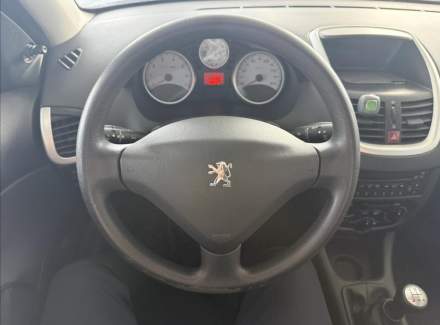 Peugeot - 206