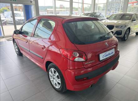 Peugeot - 206