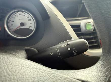 Peugeot - 206