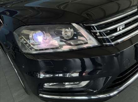 Volkswagen - Passat