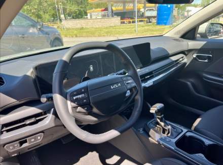 Kia - K4