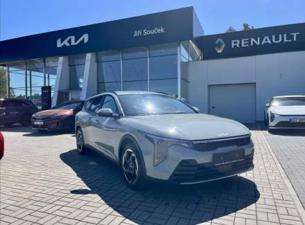 Kia - K4