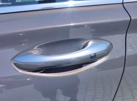 Hyundai - Santa FE
