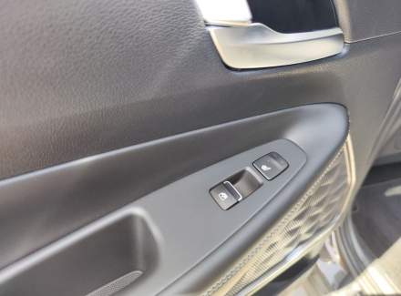 Hyundai - Santa FE