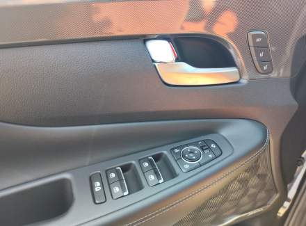 Hyundai - Santa FE