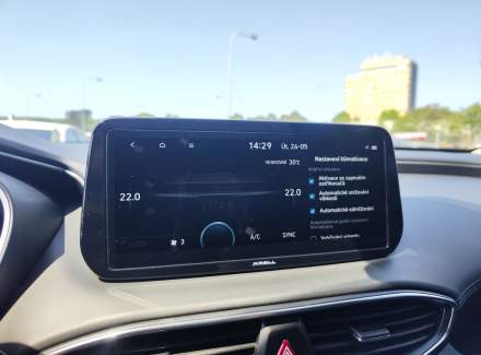 Hyundai - Santa FE