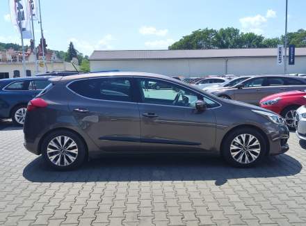 Kia - Cee'd