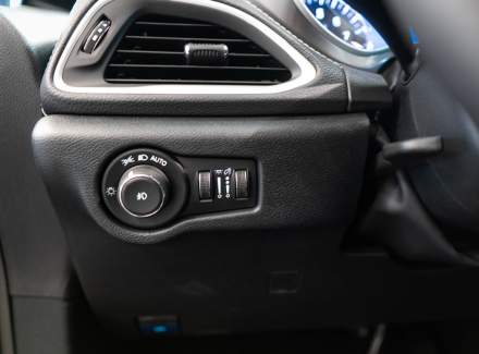 Chrysler - Pacifica