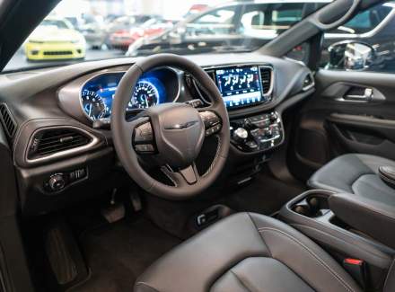 Chrysler - Pacifica