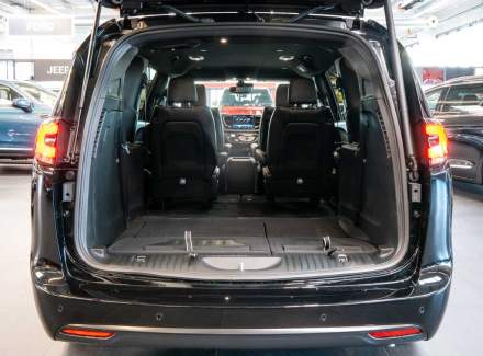 Chrysler - Pacifica