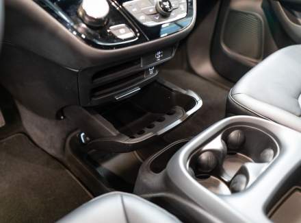 Chrysler - Pacifica