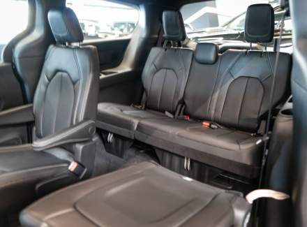 Chrysler - Pacifica