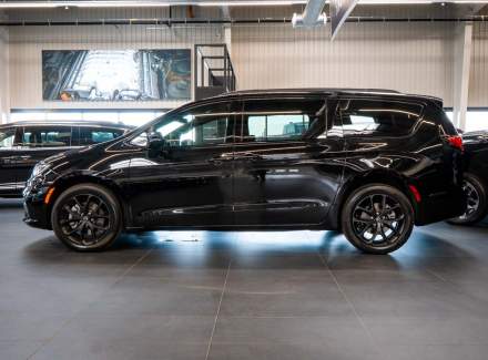 Chrysler - Pacifica