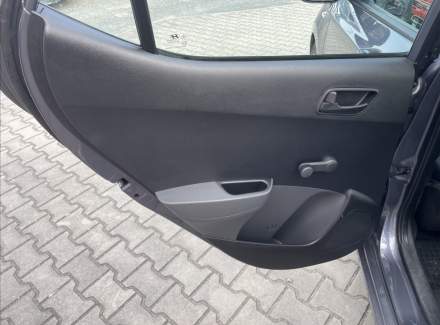 Hyundai - i10