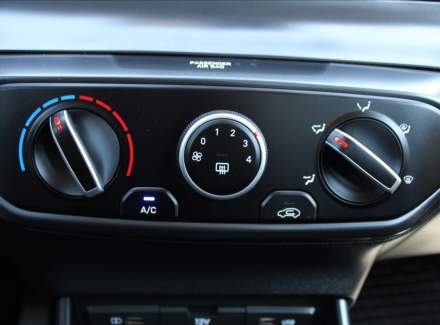 Hyundai - i20