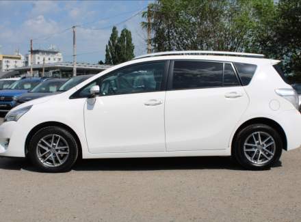 Toyota - Verso