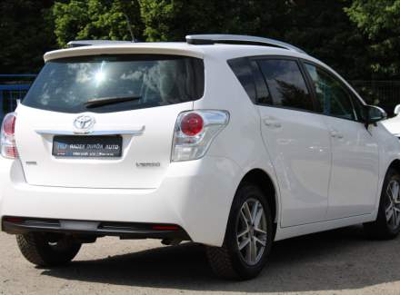 Toyota - Verso