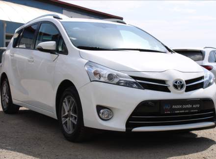 Toyota - Verso