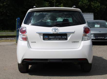 Toyota - Verso