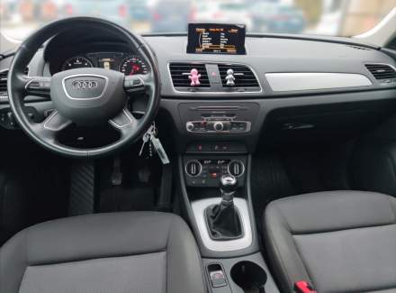 Audi - Q3