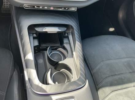 Mercedes-Benz - E-class