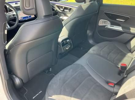Mercedes-Benz - E-class