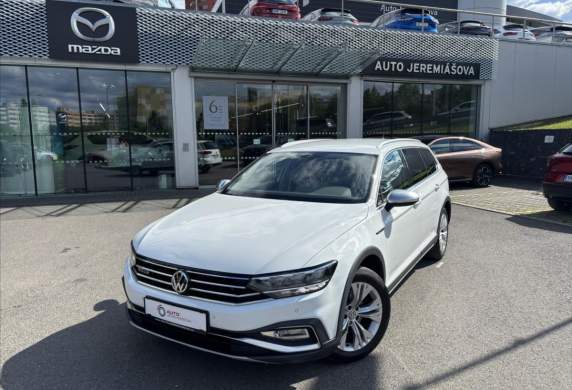 Volkswagen - Passat