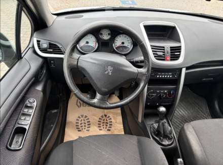 Peugeot - 207