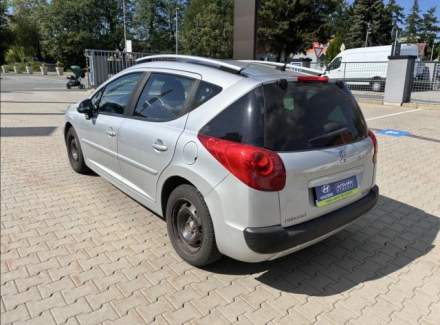 Peugeot - 207