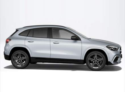 Mercedes-Benz - GLA
